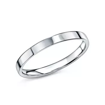 Золотое обручальное кольцо