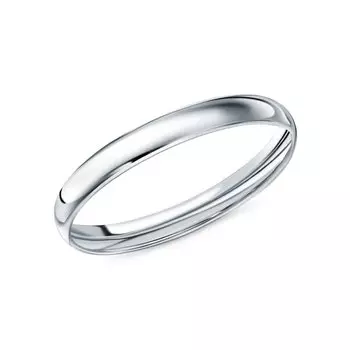 Золотое обручальное кольцо