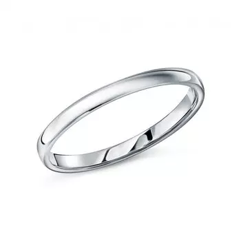 Золотое обручальное кольцо