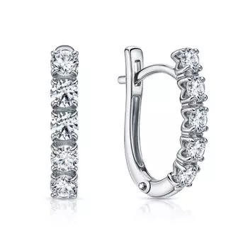 Золотые серьги с бриллиантами выращенными