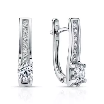 Золотые серьги с бриллиантами выращенными