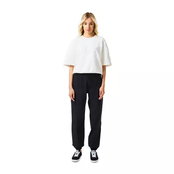 CHINOS