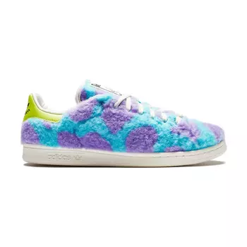 STAN SMITH