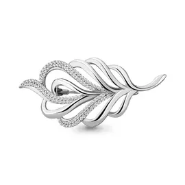 Брошь Фианит