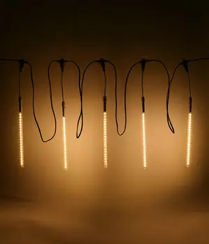 Гирлянда Тающие Сосульки 5шт по 30см, 24В, 160 Тепло-Белых Светодиодов, Провод Черный ПВХ, IP55 15-017