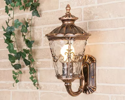 Уличный настенный светильник Diadema a028003