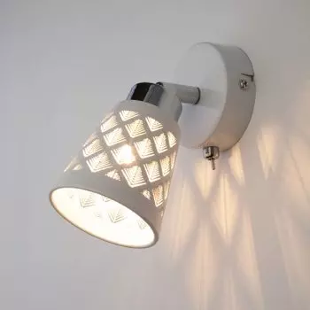 Настенный светильник бра Евросвет 20060/1 белый