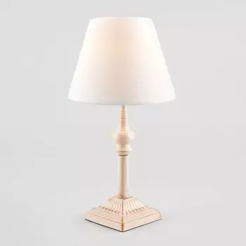 Светильник Евросвет 01061/1 белый с золотом