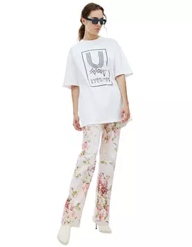 Белая футболка Undercover Records