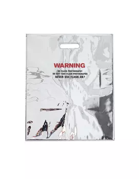 Cеребристая кожаная сумка Never Use Flash