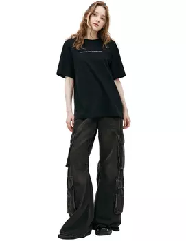 Черная футболка с принтом