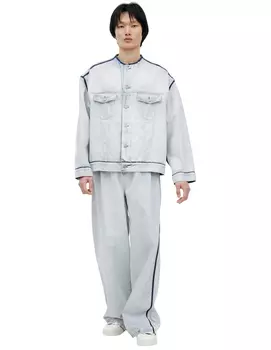 Denim jacket with contrasting seams