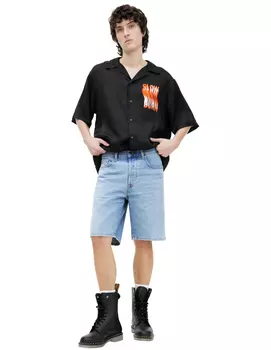 Denim shorts with patch
