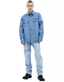 Джинсовая рубашка на кнопках