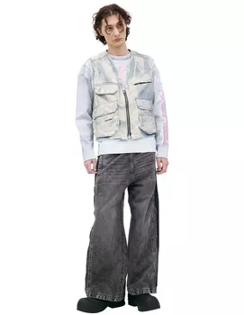 Denim vest with patch pockets