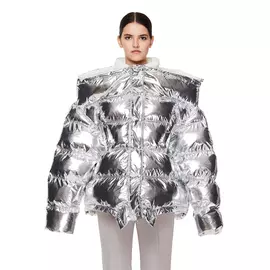 Пуховик с широким воротом