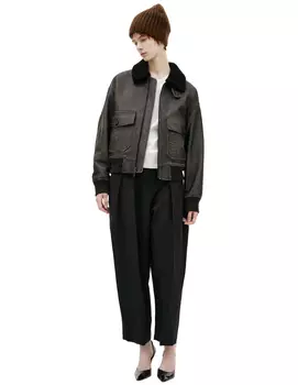 Куртка с накладными карманами