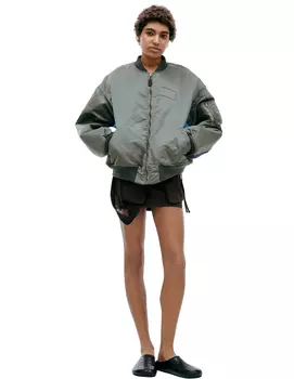 Jacket with sleeve inserts