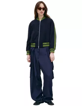 Jacket with stripes on the sleeves