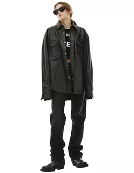 Кожаная рубашка с накладными карманами