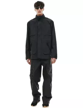 Куртка с накладными карманами