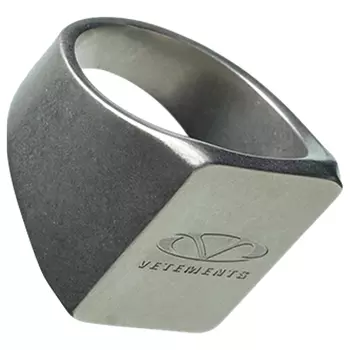 Кольцо с логотипом