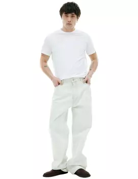 Прямые джинсы с логотипом