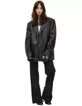 Single-breasted leather jacket