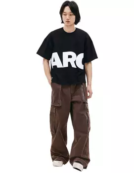 Оверсайз футболка с контрастным логотипом