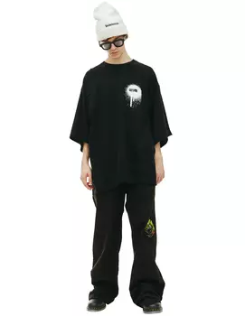 Оверсайз футболка с принтом