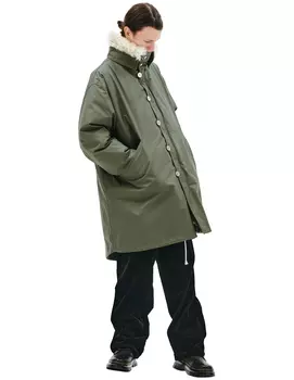 Parka with fur collar