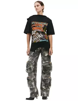 Перевернутая футболка с принтом