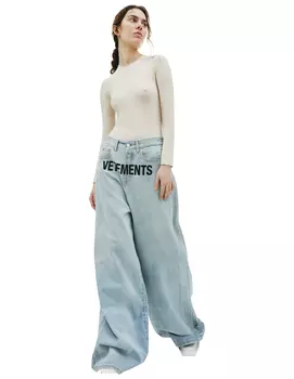 Широкие джинсы с логотипом