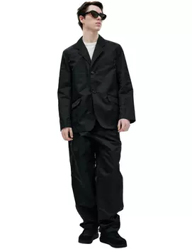 Single-breasted jacket with buttons