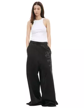 Sporty trousers with logo