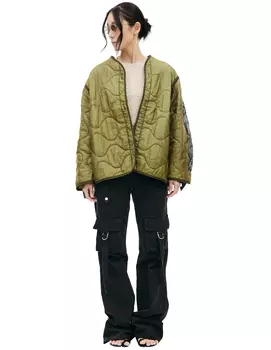 Стеганая куртка с граффити на рукавах