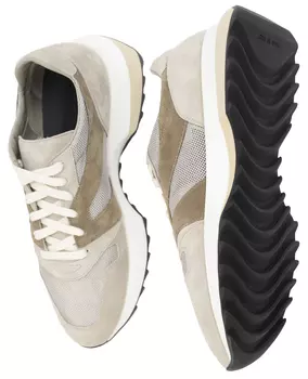 Vintage runner sneakers