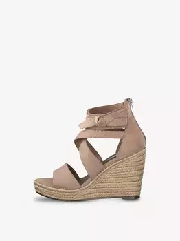 Босоножки на танкетке