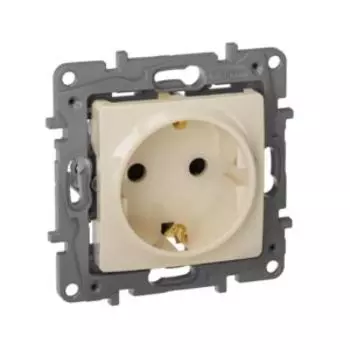 Розетка одинарная ETIKA