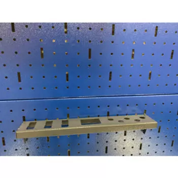 Верстакофф Держатель универсальный 113104