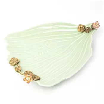 Блюдо декоративное (glasar) зеленый 25.0x9.0x30.0 см.