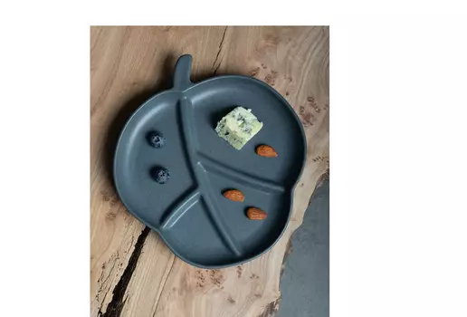 Блюдо сервировочное dancing leaves (ogogo) серый