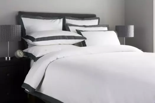 Комплект постельного белья (семейный) graphite diamond (elhomme) белый 43x10x32 см.