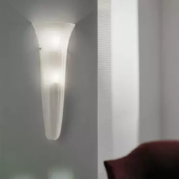 Настенный светильник (to4rooms) белый 26x66x13 см.