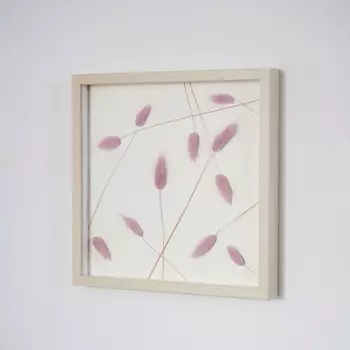 Панно с нежно-розовым лагурусом (wowbotanica) белый 25x25 см.