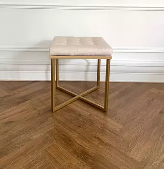 Пуф с золотым основанием и обивкой с “supernova” (for miss) золотой 42x47x42 см.