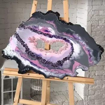 Срез камня из эпоксидной смолы black pink (kovka object) фиолетовый 90.0x60x60.0 см.
