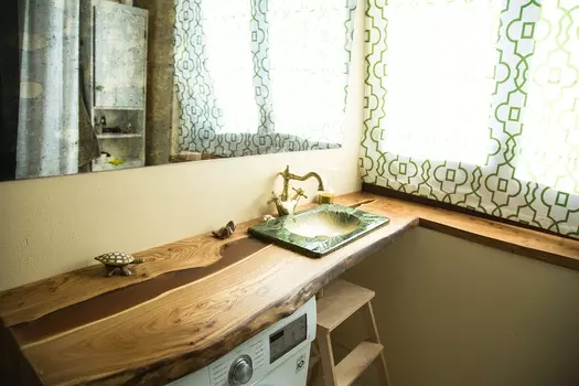 Столешница (woodzpro) коричневый 42.0x80.0x260.0 см.