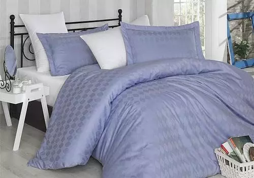 Булут (лилово-белый)