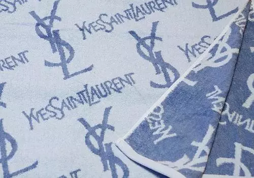 Ив Сен-Лоран (светло-голубой)